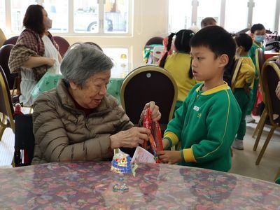 親子探訪聖瑪利安老院