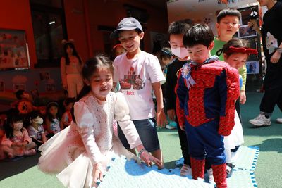 卡通人物生日会